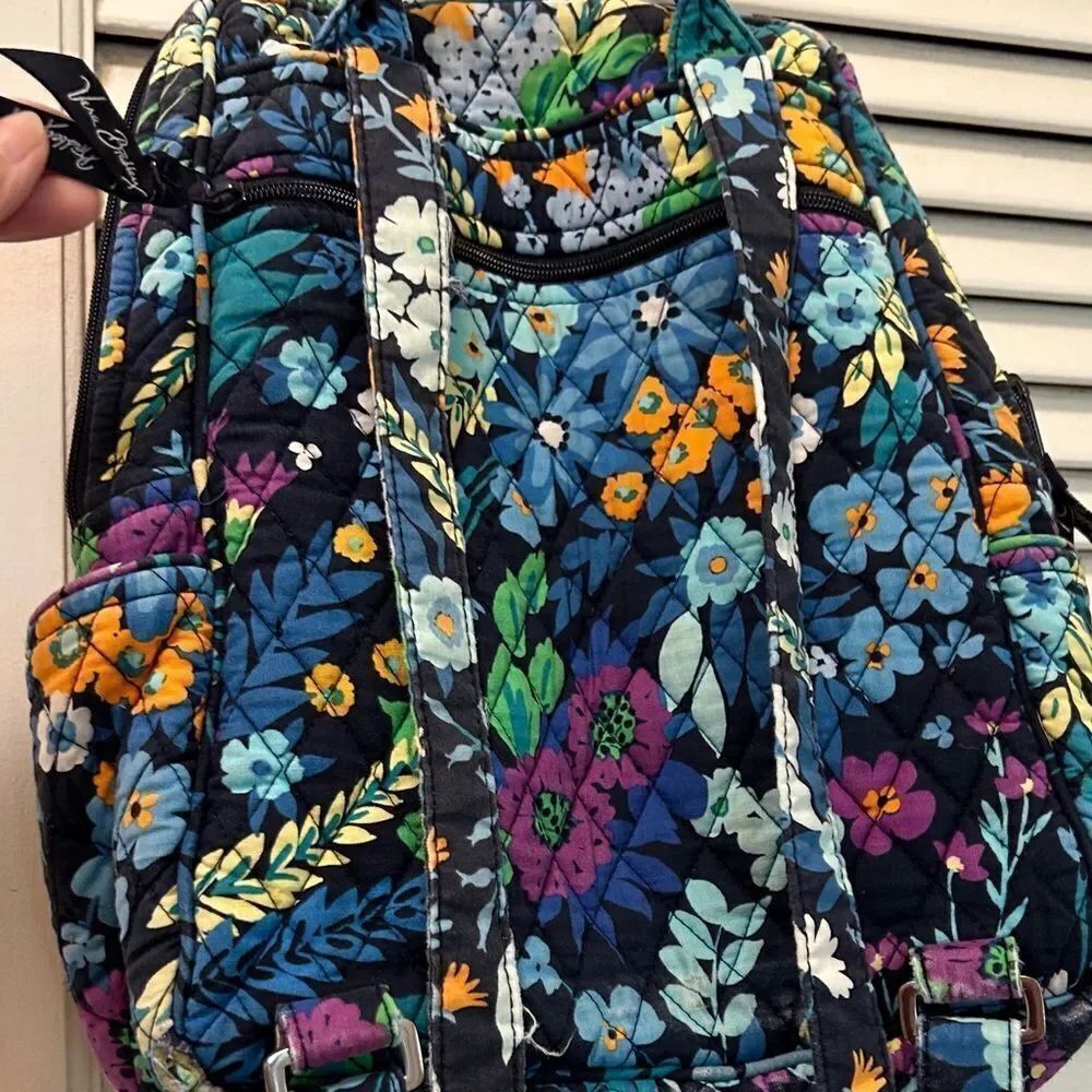 Floral Quilted Backpack 🎒 - Picture 10 of 17